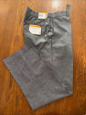 Savane Men's Heather Gray Textured Dress Pants